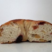 クランベリー＆レモンベーグル断面