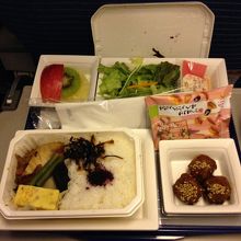 エコノミー機内食和食