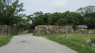 広島城への入口の一つ（東側）