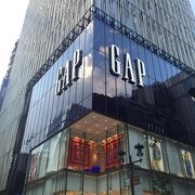 銀座のＧＡＰでお買い物