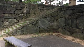 あまり見所のない城跡です。