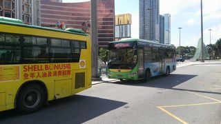 ここからバスで各地へ