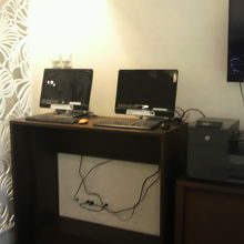 新スクチャイラウンジの利用客用無料ＰＣコーナーの様子です。