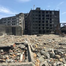 専門家によるとあと1年半で倒壊すると見られているそうです。