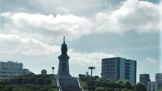 公園内にありました。