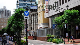 歴史的な小ネタが多い道です