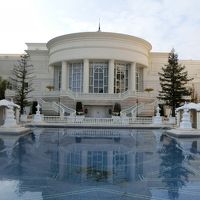 ガーデンプール