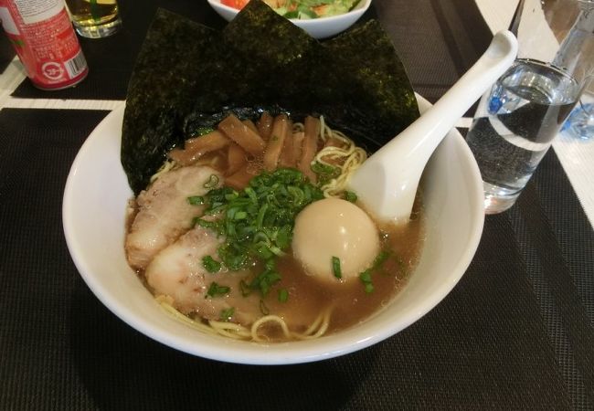 ロシアで食べるラーメンとしては上出来ですよ