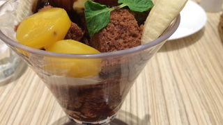 マロンとチョコレートのパフェ