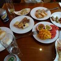 ラウンジ：イブニングカクテル