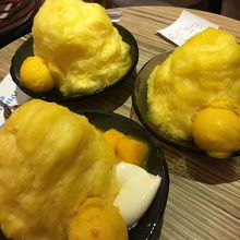 マンゴーかき氷