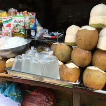 ココナッツとココナッツジュース