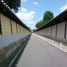 唐門は、この北小路通の先にあります