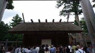 内宮に匹敵する荘厳な社殿