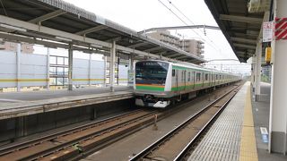 普通電車と貨物列車