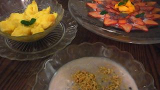 カジュアルな雰囲気のヴェトナム料理店