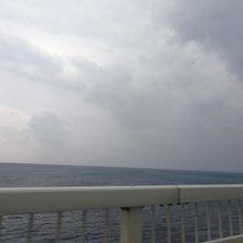 わき見に注意です