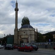 旧市街の入り口にあるモスク