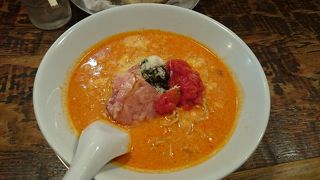 JR御殿場駅富士山口にあるラーメン屋、変わったメニュー30食限定トマトラーメンがコッテリクルーミーで美味しい♪