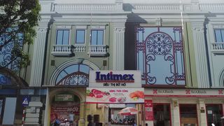 便利な中規模スーパー