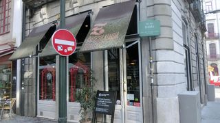 ポルトの有名チョコレートショップ