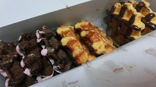 お土産に買いました