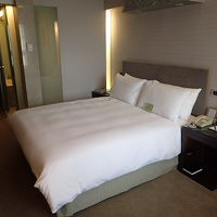 ダブルベッドの部屋