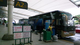 地下鉄にない車窓からの眺めが良いです