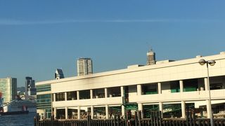 香港の島々を結ぶフェリーターミナル