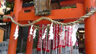 四社の稲荷社が祀られています