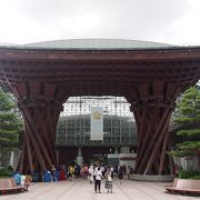 金沢駅前広場