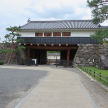 ２一の門・櫓門
