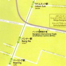 バンナー駅は、ウドムスック駅とベーリング駅の間にあります。