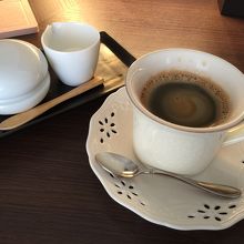 苦めの珈琲で締めます。