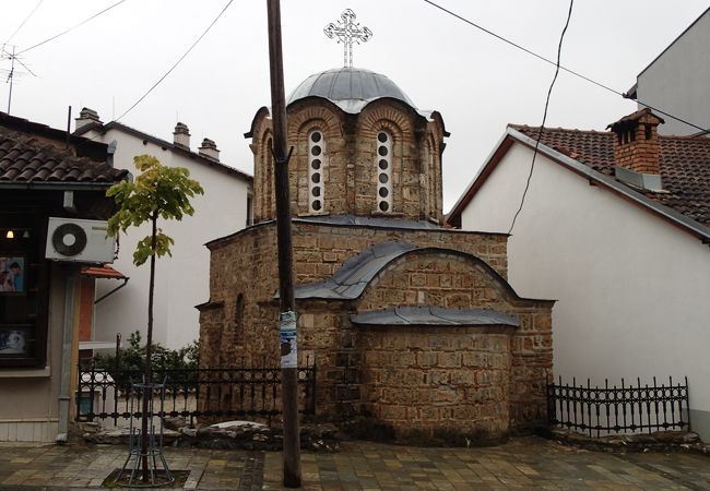 小さな可愛らしい教会