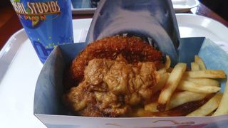 ジョーズのとなりに。