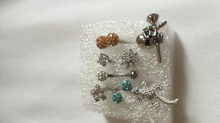 ピアスショップ