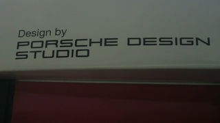 中国製のＢＴＳ車両に、「ポルシェの設計」との標示があり、不思議な気持ちになりました。