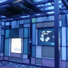 つい引き込まれます。