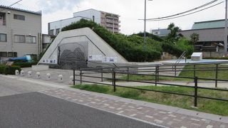 住宅地の中に大きな史跡がありました