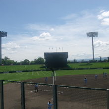 三塁側から見たスタルヒン球場の様子