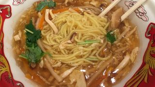 酸辣湯麺と油飯 ♪