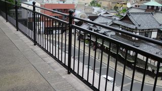 道後温泉本館を見下ろせる