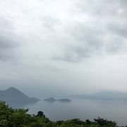 丘の上からの洞爺湖