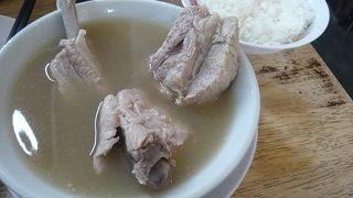 おすすめの肉骨茶！