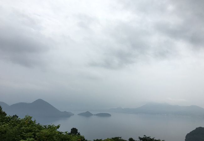 丘の上からの洞爺湖