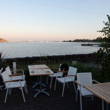 屋外の座席からの景色