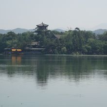 避暑山荘は広くて廻るのに一苦労