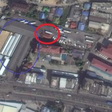 バスターミナル横のベルトラベル社屋です。左側がバスターミナル