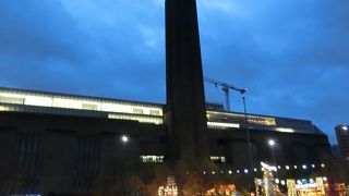 元発電所というモダンアート美術館